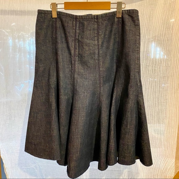 Denim mid length flare skirt - Picture 1 of 5